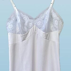 Vintage 1970’s Daisy Lace Slip Dress